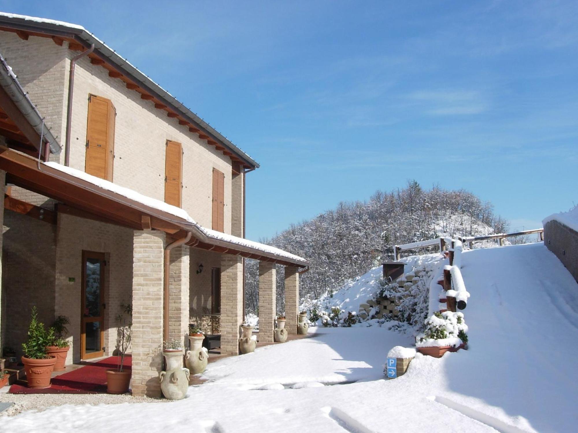 Colleverde Country House & Spa Urbino Extérieur photo